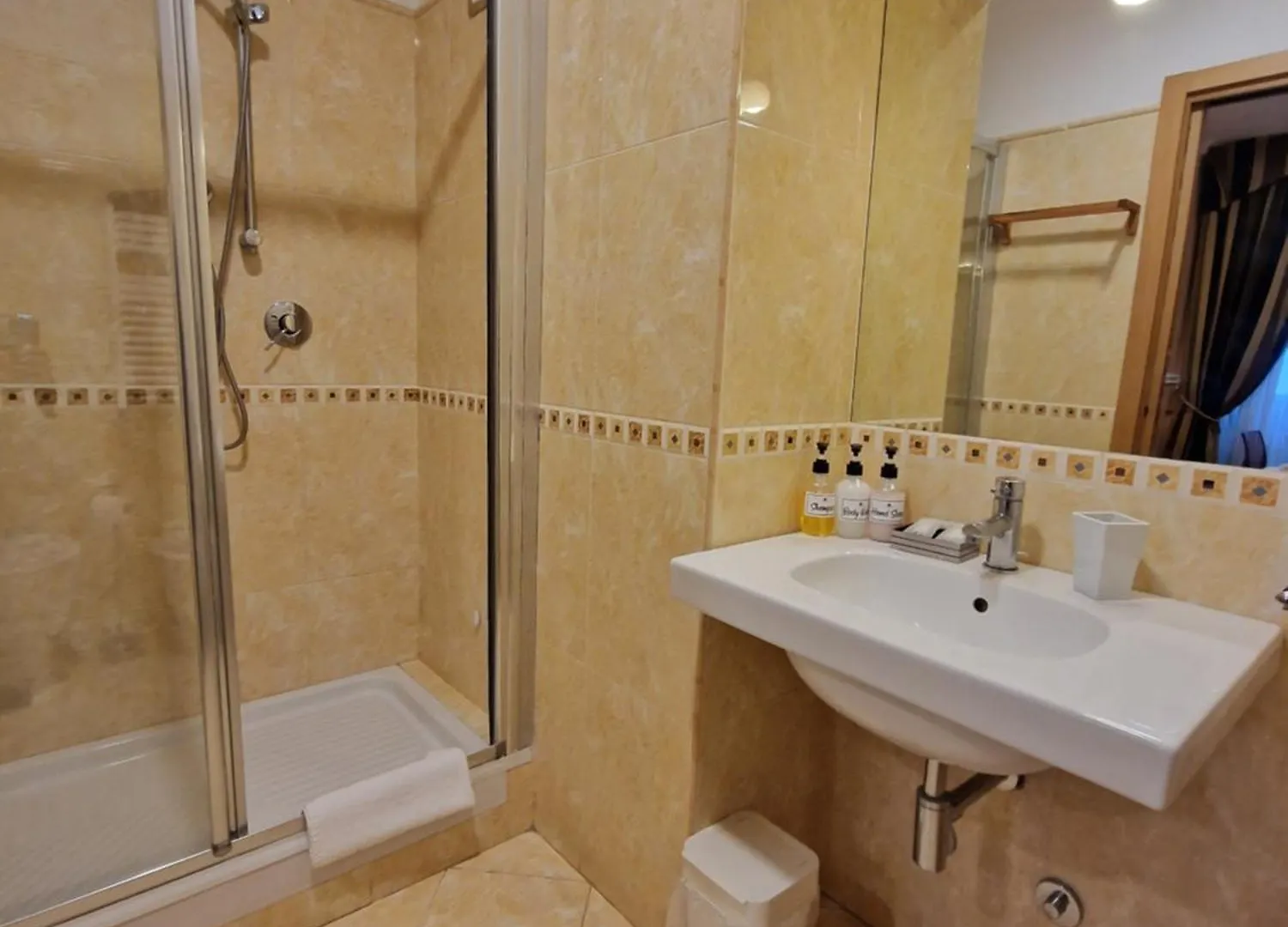 Bed & Breakfast Papavistarelais Bed and Breakfast Rome